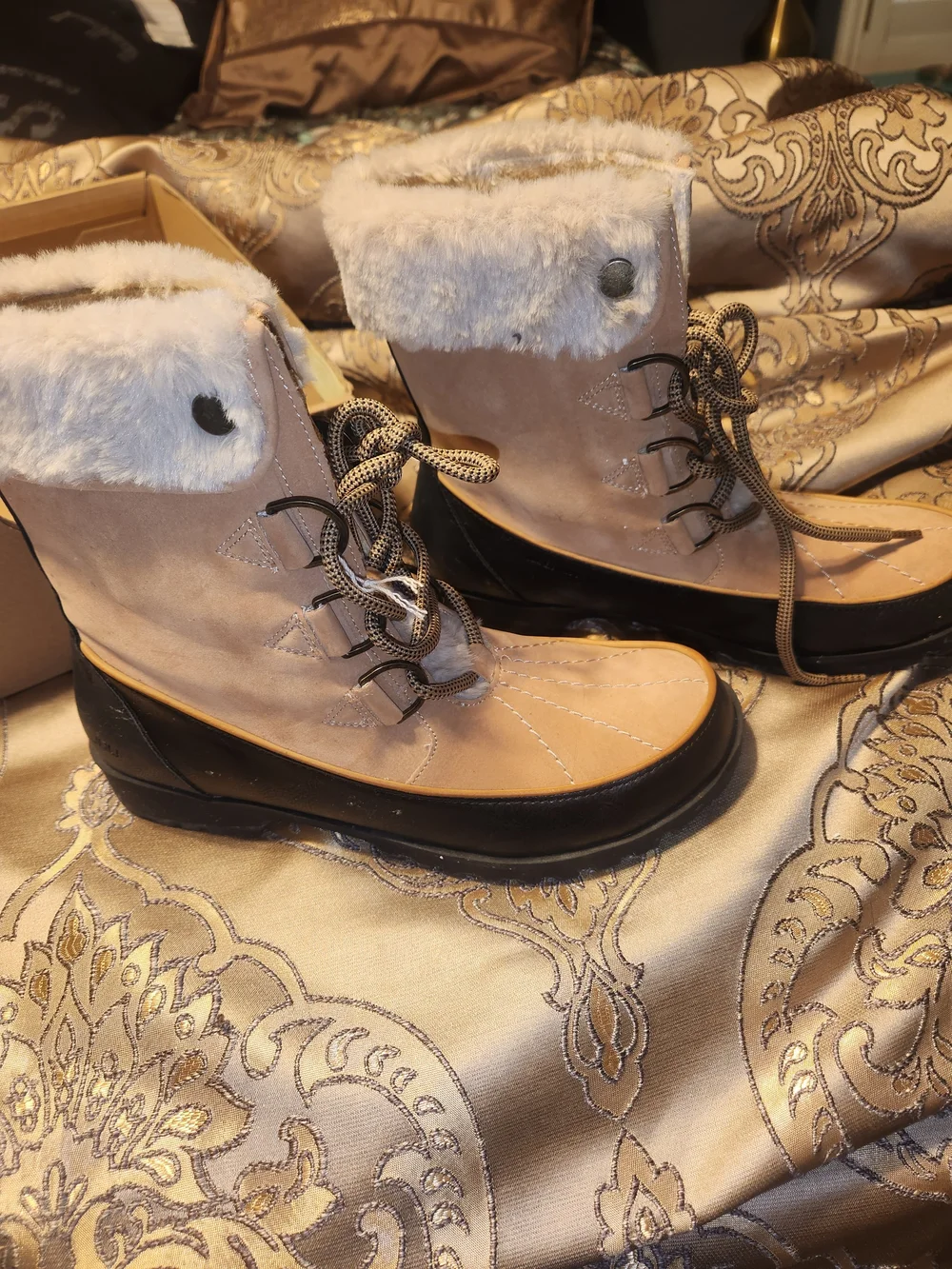 JBU Beige Faux-Fur Cuff Lace-Up Winter Boots